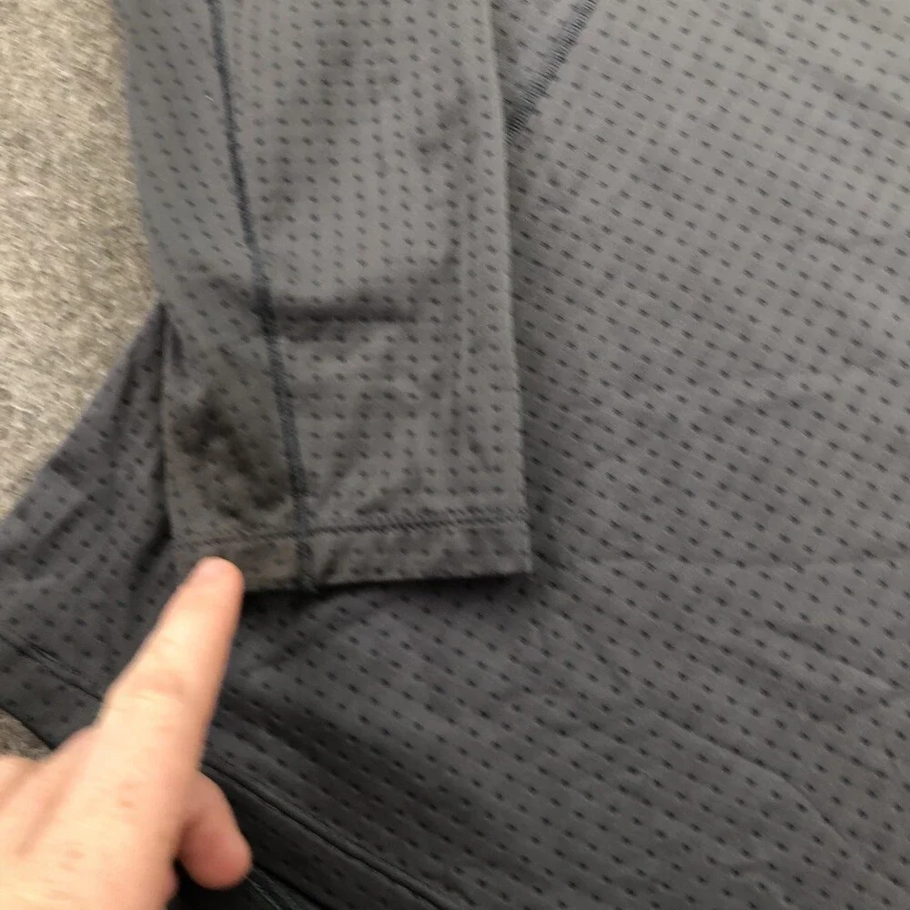 The North Face Shirt Mens Small Gray Long Sleeve Baselayer Top Performance
